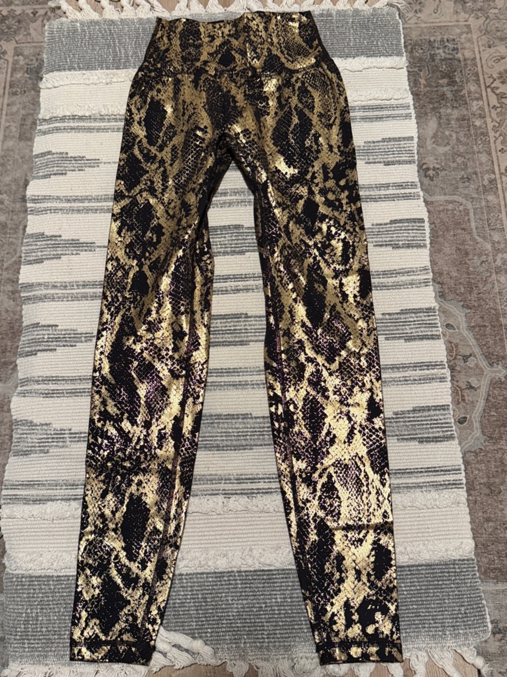 BuffBunny Metallic Snake-Print Leggings in Gold and Black